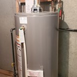 Hot water tank
